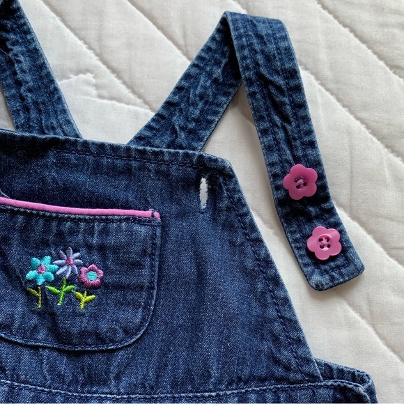2000 Gymboree Pop Safari Embroidered Purple Flower Denim Overalls Shortalls - Picture 3 of 11